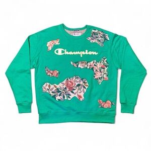 Champion Crewneck Sweatshirt w/Floral Tapestry Cutouts